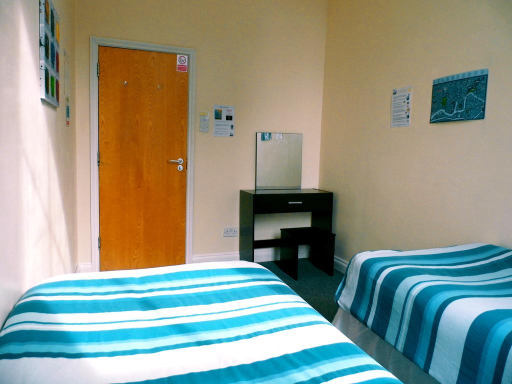 The Queens Hostel Bristol Ngoại thất bức ảnh