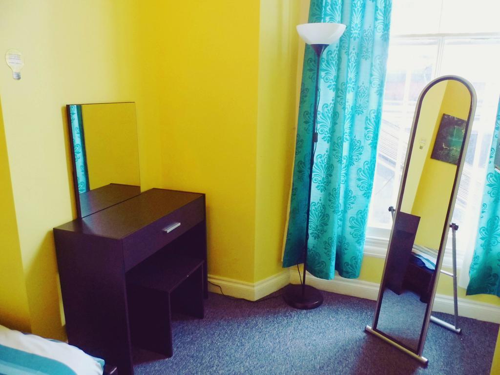 The Queens Hostel Bristol Ngoại thất bức ảnh
