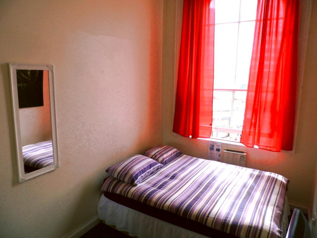 The Queens Hostel Bristol Ngoại thất bức ảnh