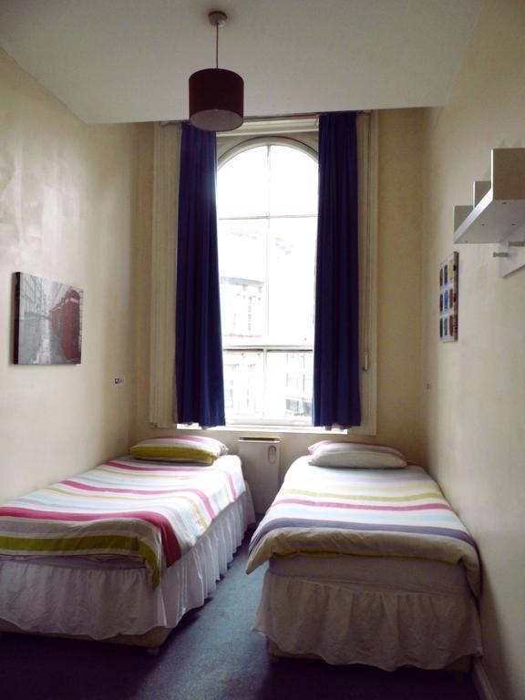The Queens Hostel Bristol Ngoại thất bức ảnh