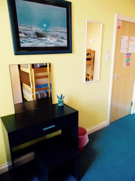 The Queens Hostel Bristol Ngoại thất bức ảnh