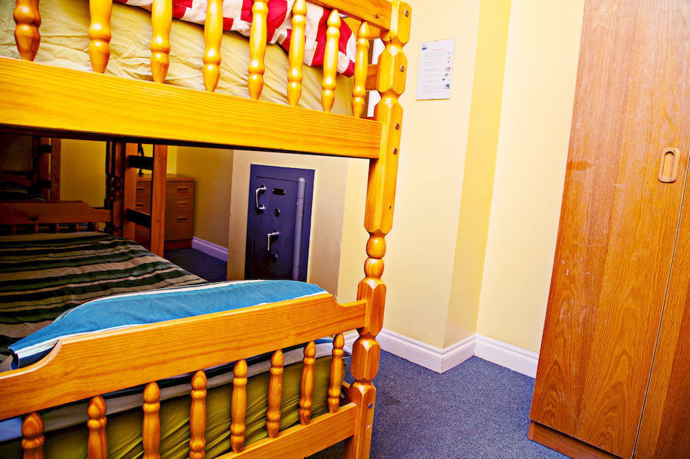 The Queens Hostel Bristol Ngoại thất bức ảnh