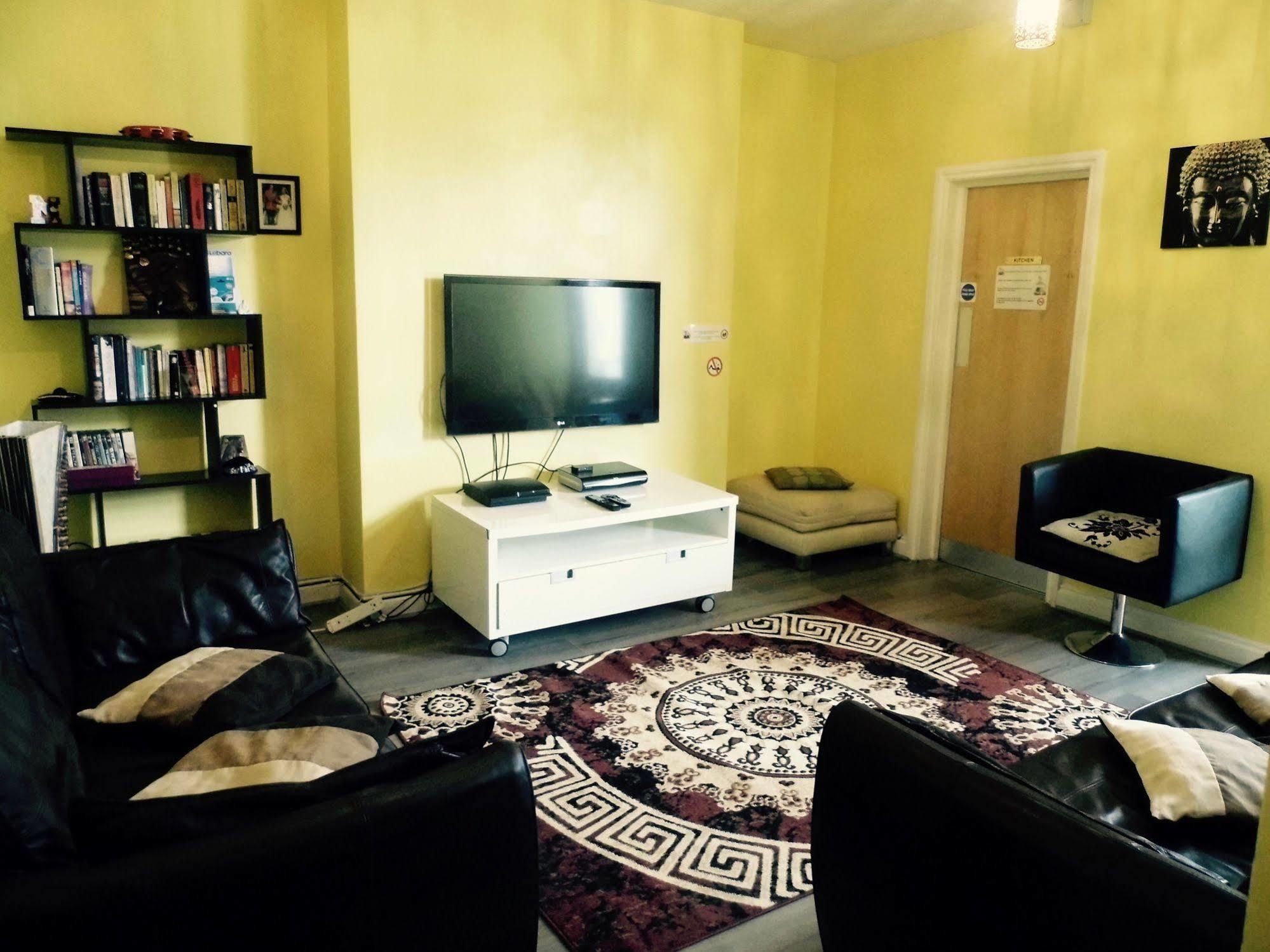The Queens Hostel Bristol Ngoại thất bức ảnh