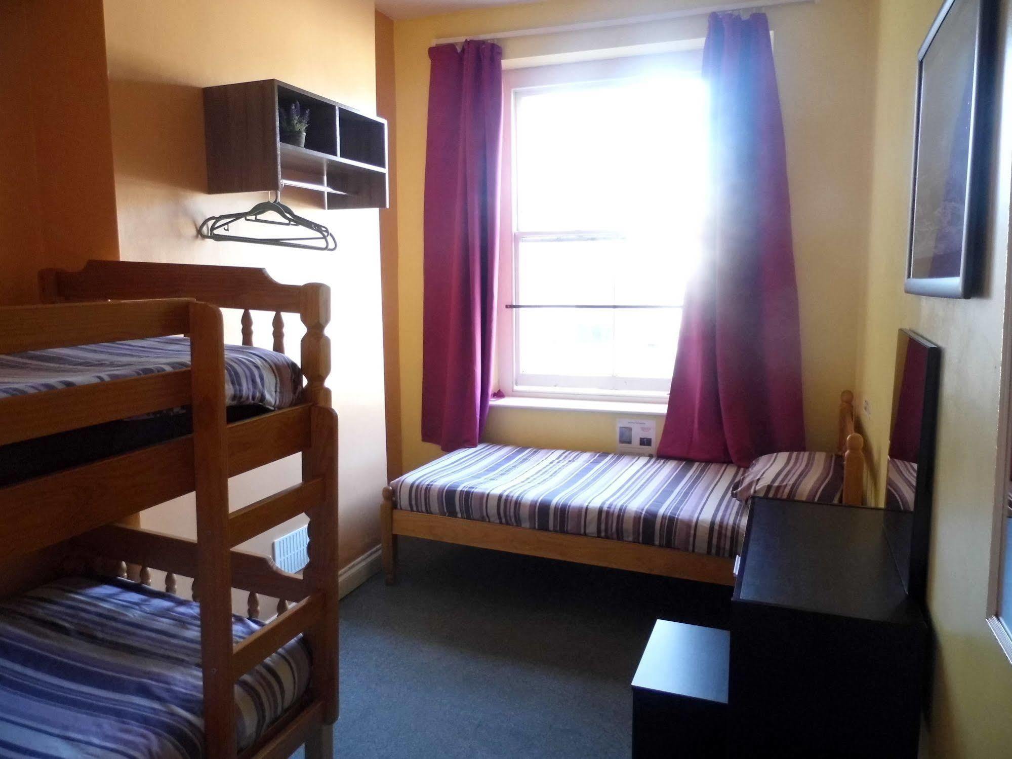 The Queens Hostel Bristol Ngoại thất bức ảnh