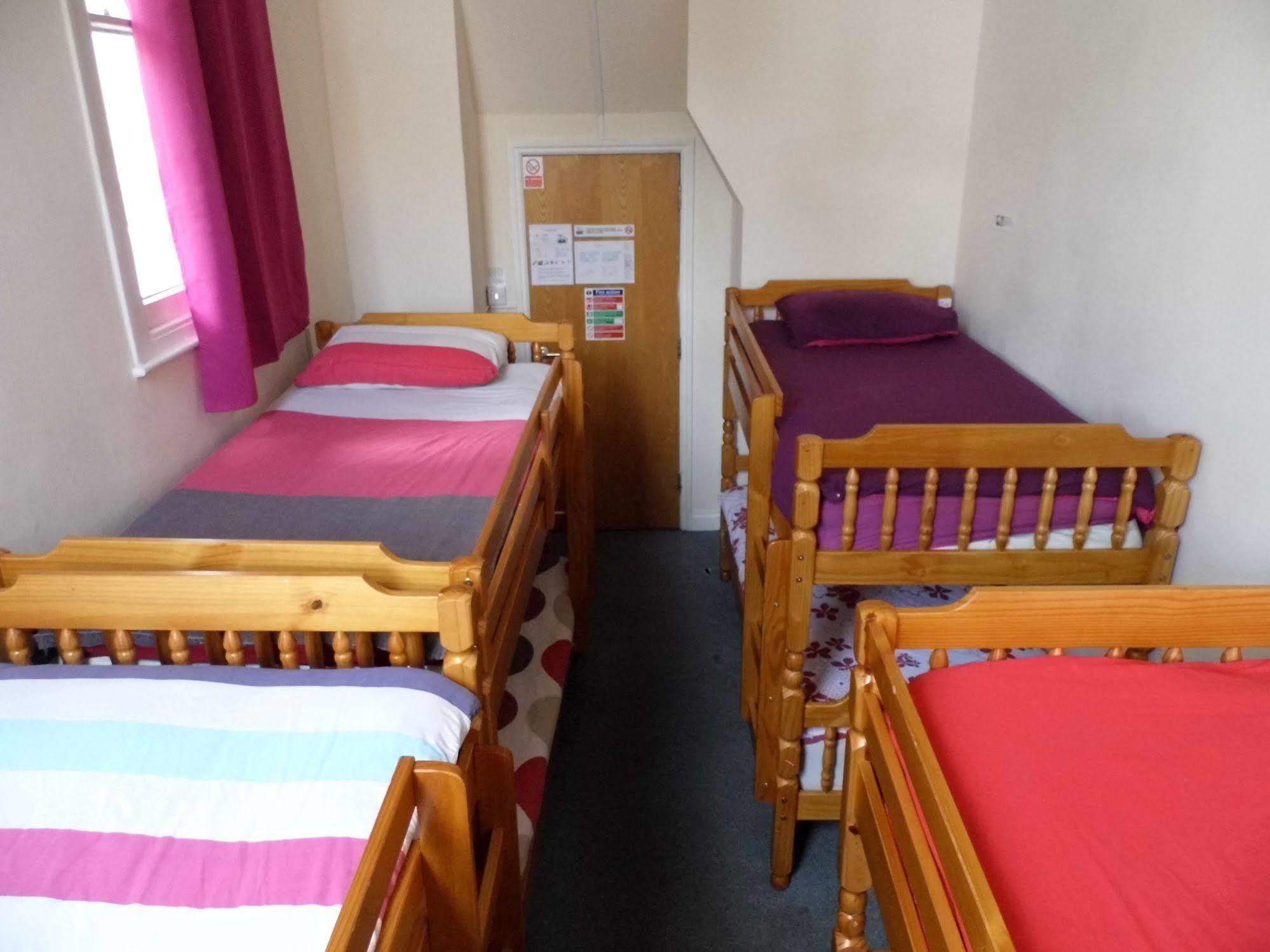 The Queens Hostel Bristol Ngoại thất bức ảnh