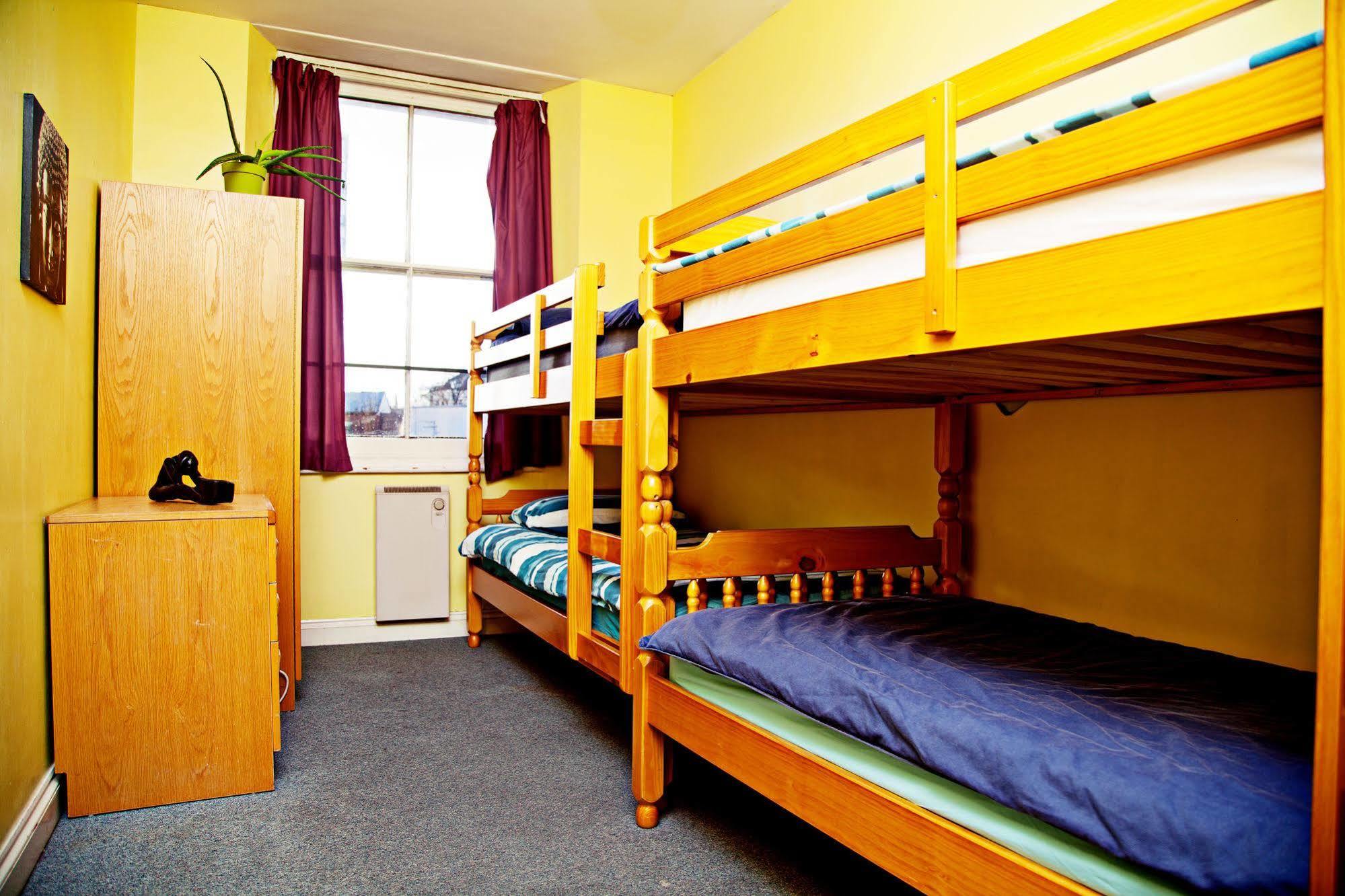 The Queens Hostel Bristol Ngoại thất bức ảnh